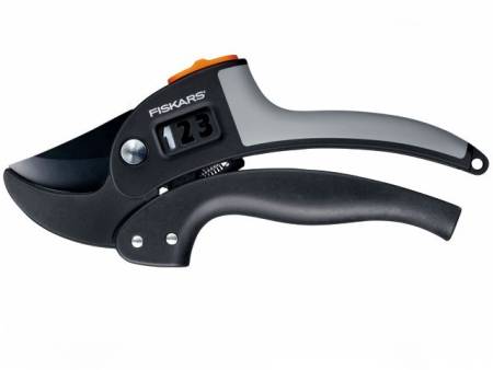 Секатор контактный FISKARS PowerStep с храповым механизмом 1000575. Артикул 1000575