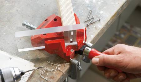 Струбцина угловая 2x55, зажим 1 винтом BESSEY BE-WS3. Артикул BE-WS3