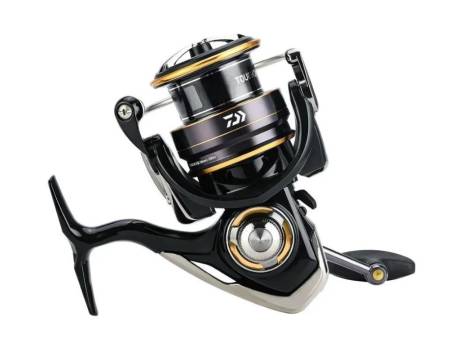 Катушка рыболовная для спиннинга DAIWA LEGALIS CS LT 2000-XH 21. Артикул LEGALIS CS LT 2000-XH 