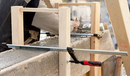Струбцина чугунная 2000/120, 7 кН, 2К ручка BESSEY BE-TGK200-2K. Артикул BE-TGK200-2K