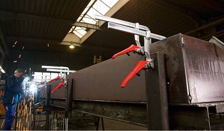 Струбцина рычажная 400/120, 8.5 кН BESSEY BE-GH40. Артикул BE-GH40
